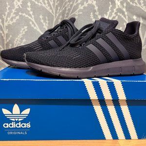 Adidas Womens Swift Run - Purple 7.5